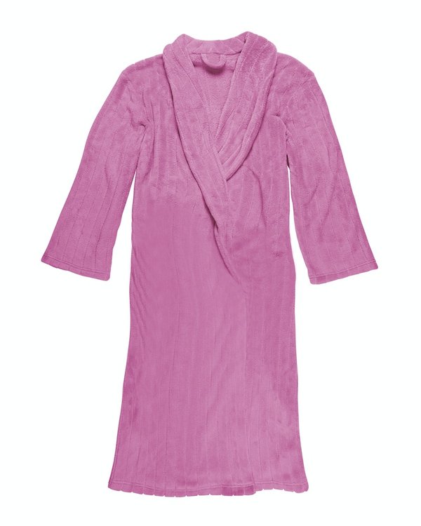 Come scegliere il vestito lungo perfetto per un matrimonio sulla spiaggia, tenendo conto del vento e della sabbia?